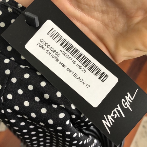 Black and White Polka Dot Wrap Mini Skirt NEW! - Picture 6 of 12